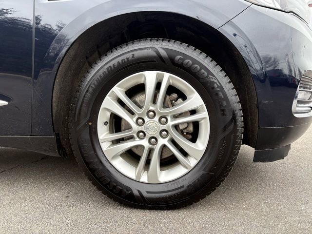 Used 2020 Buick Enclave Essence w/ Sound and Sites Package image 17