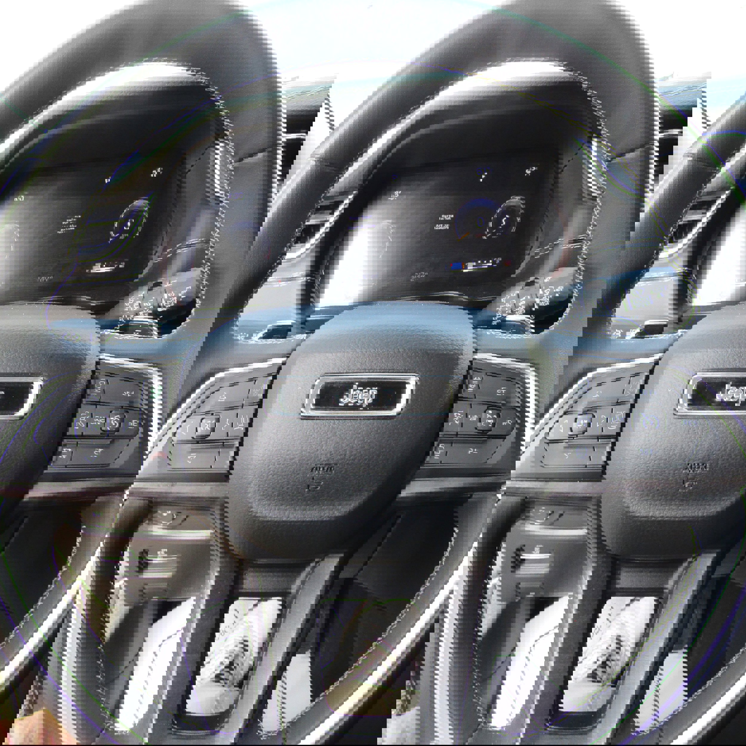 Used 2023 Jeep Grand Cherokee Limited image 16