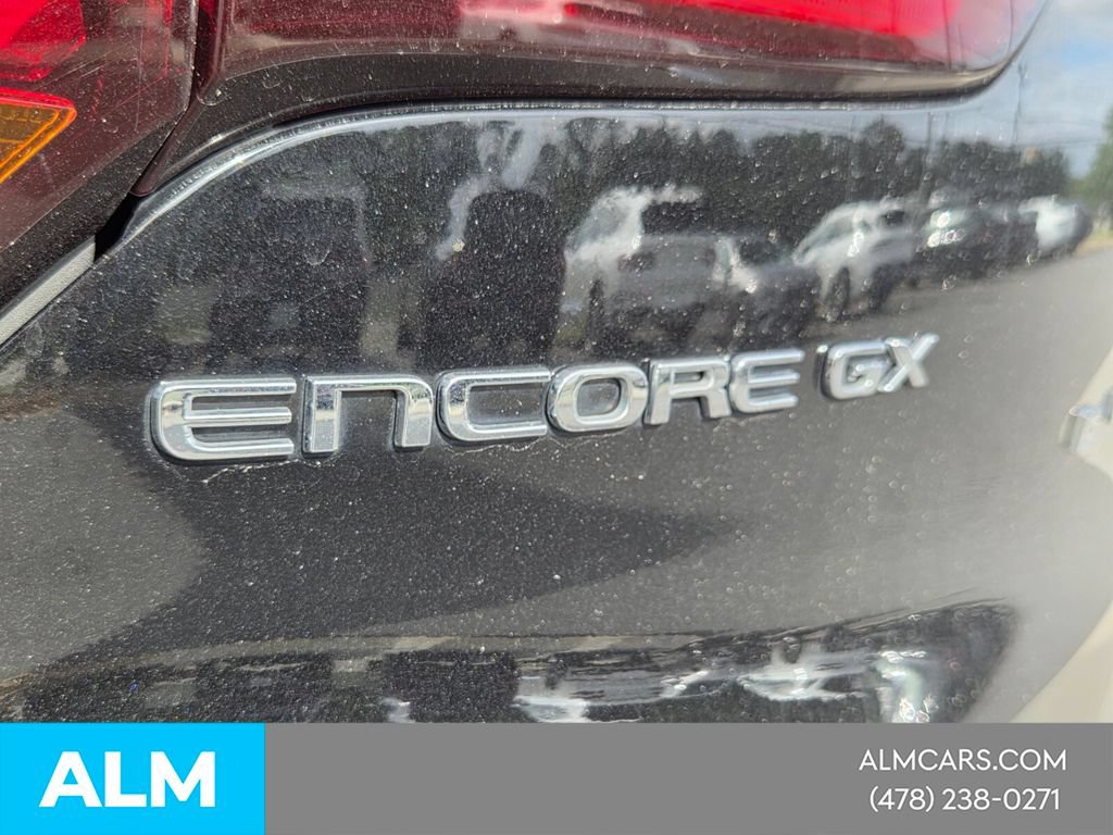 Used 2025 Buick Encore GX Preferred FWD image 12
