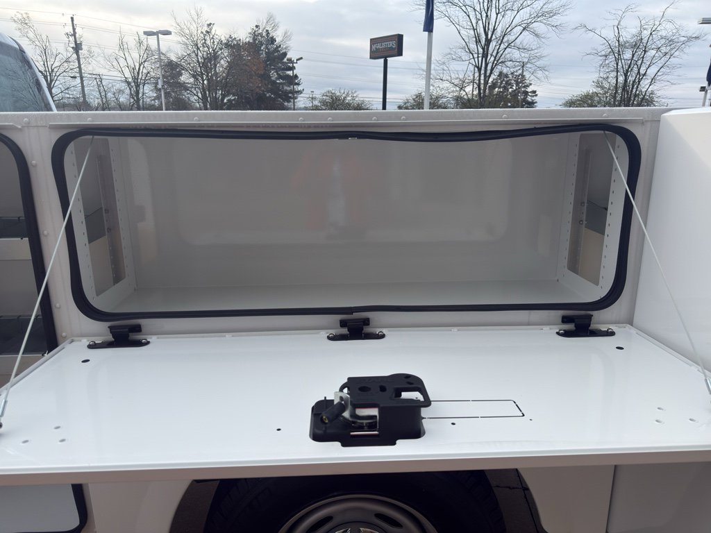 New 2026 Ford F250 XL w/ XL Chrome Package image 16