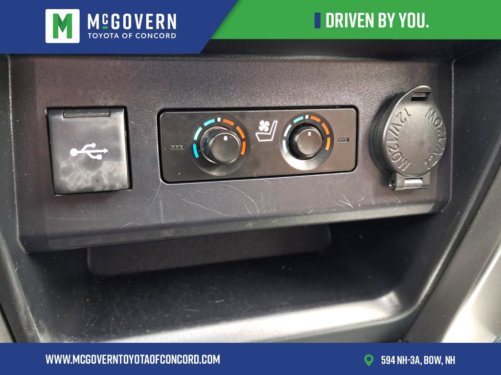 Used 2024 Toyota 4Runner Limited image 33