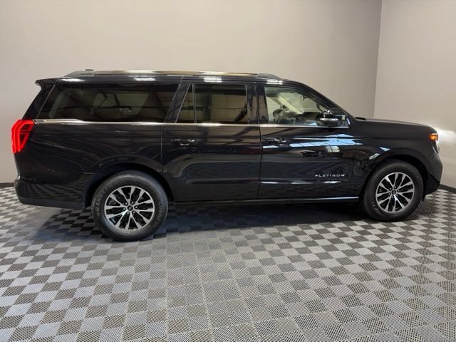 Used 2025 Ford Expedition Max Platinum AWD/4WD image 7