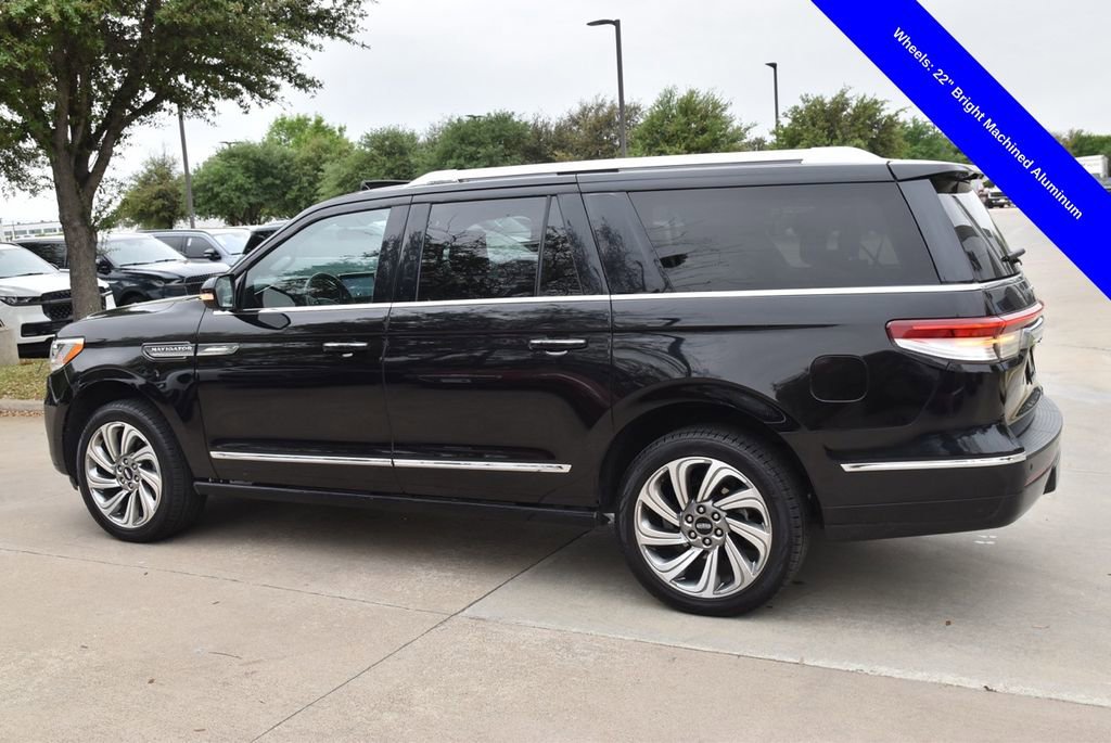 Used 2024 Lincoln Navigator L 4WD image 13