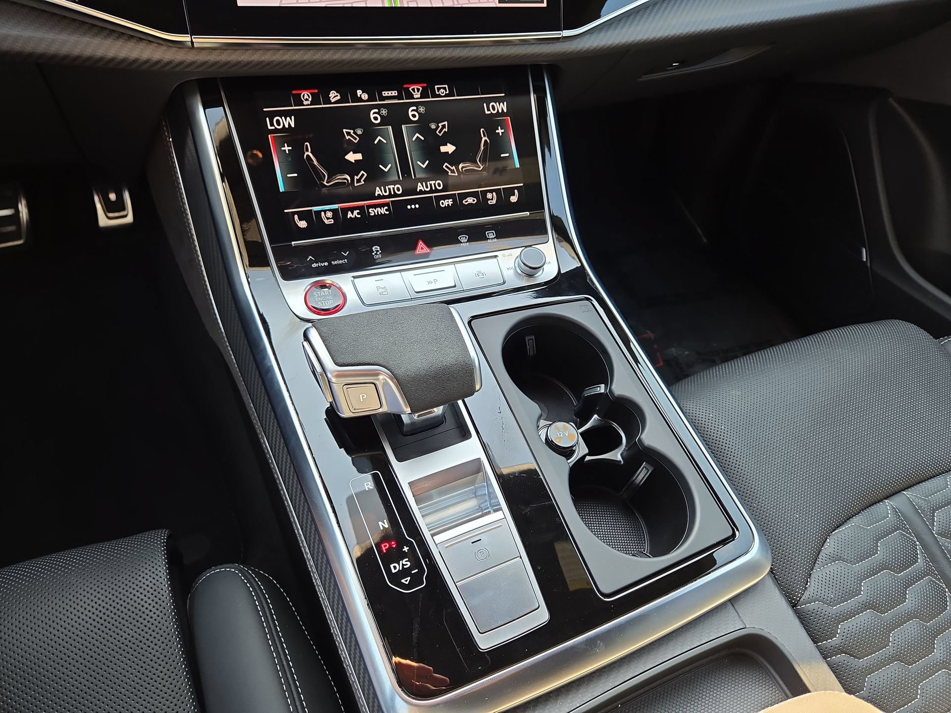Certified 2025 Audi RS Q8 performance AWD/4WD image 22