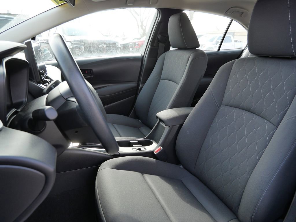 Used 2024 Toyota Corolla LE image 29