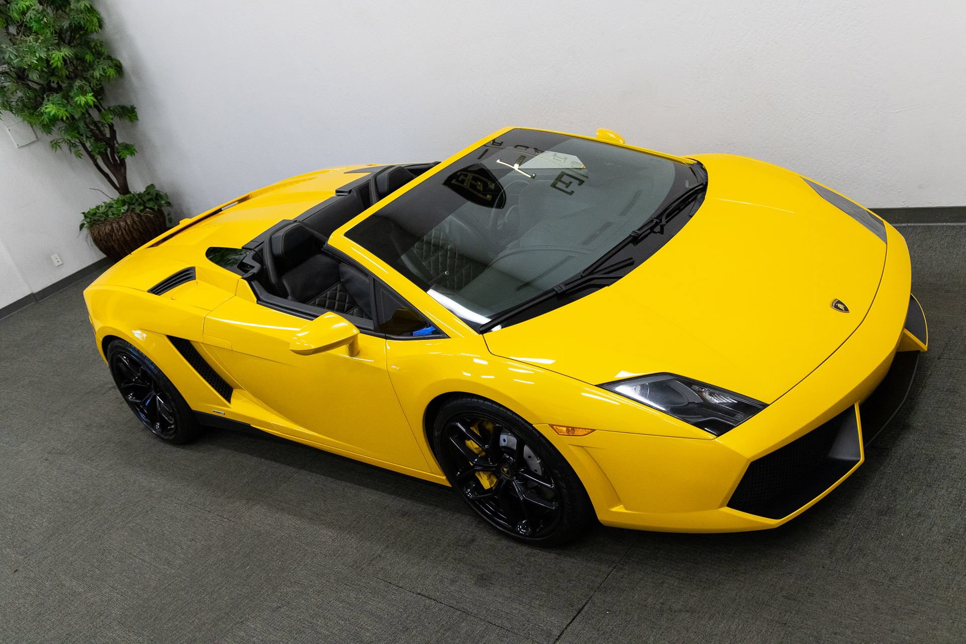 Used 2013 Lamborghini Gallardo LP 550-2 RWD image 31