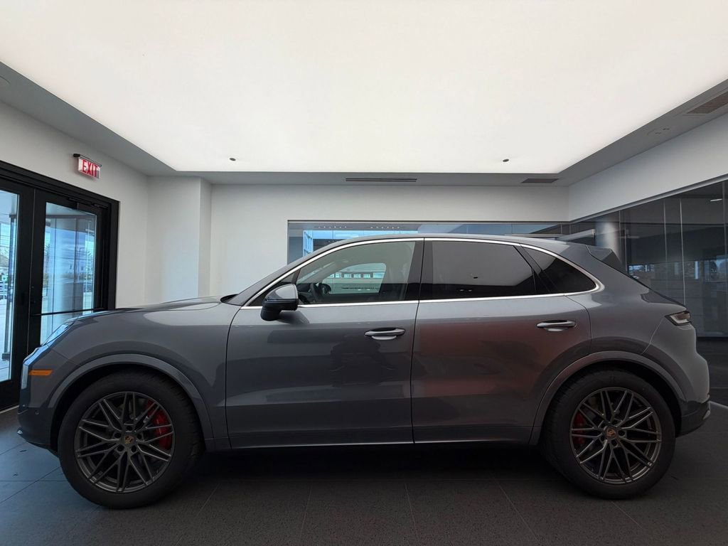New 2026 Porsche Cayenne S AWD/4WD image 2