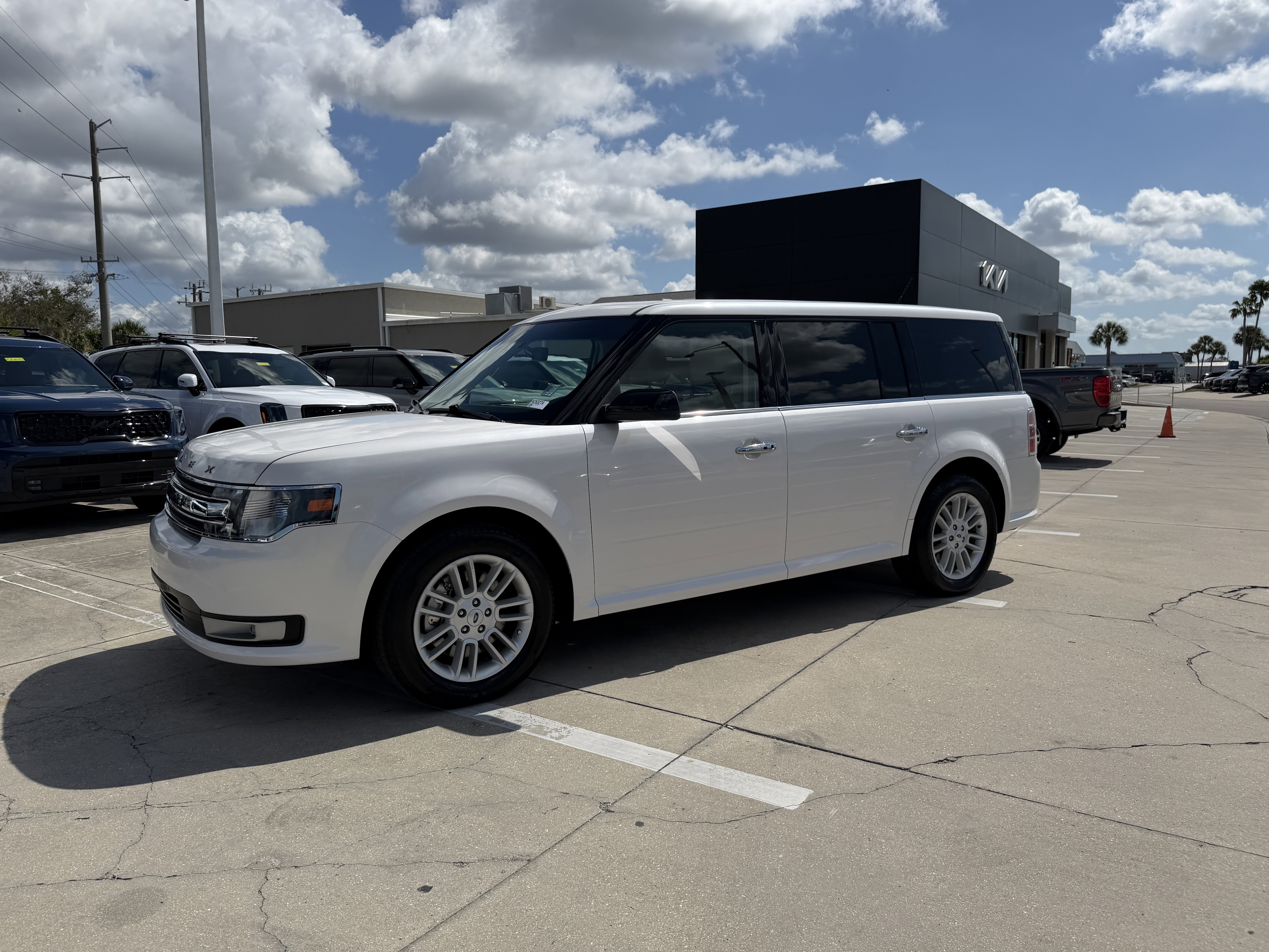 Used 2018 Ford Flex SEL w/ Equipment Group 202A image 8