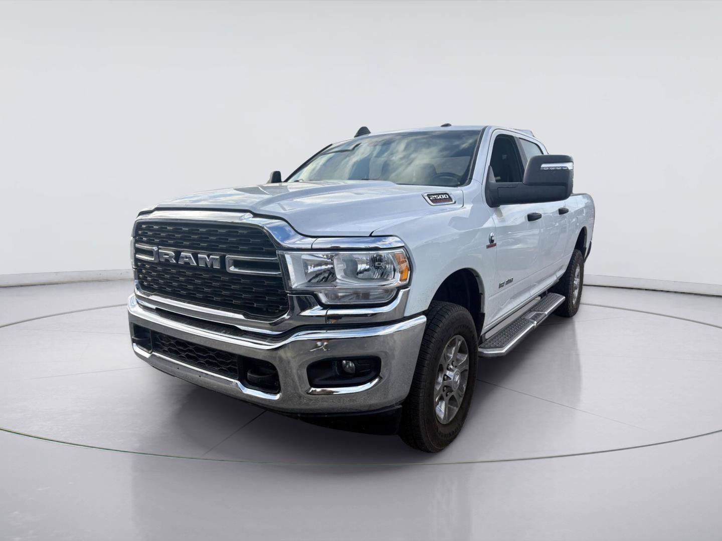 Used 2024 RAM 2500 Big Horn AWD/4WD image 9