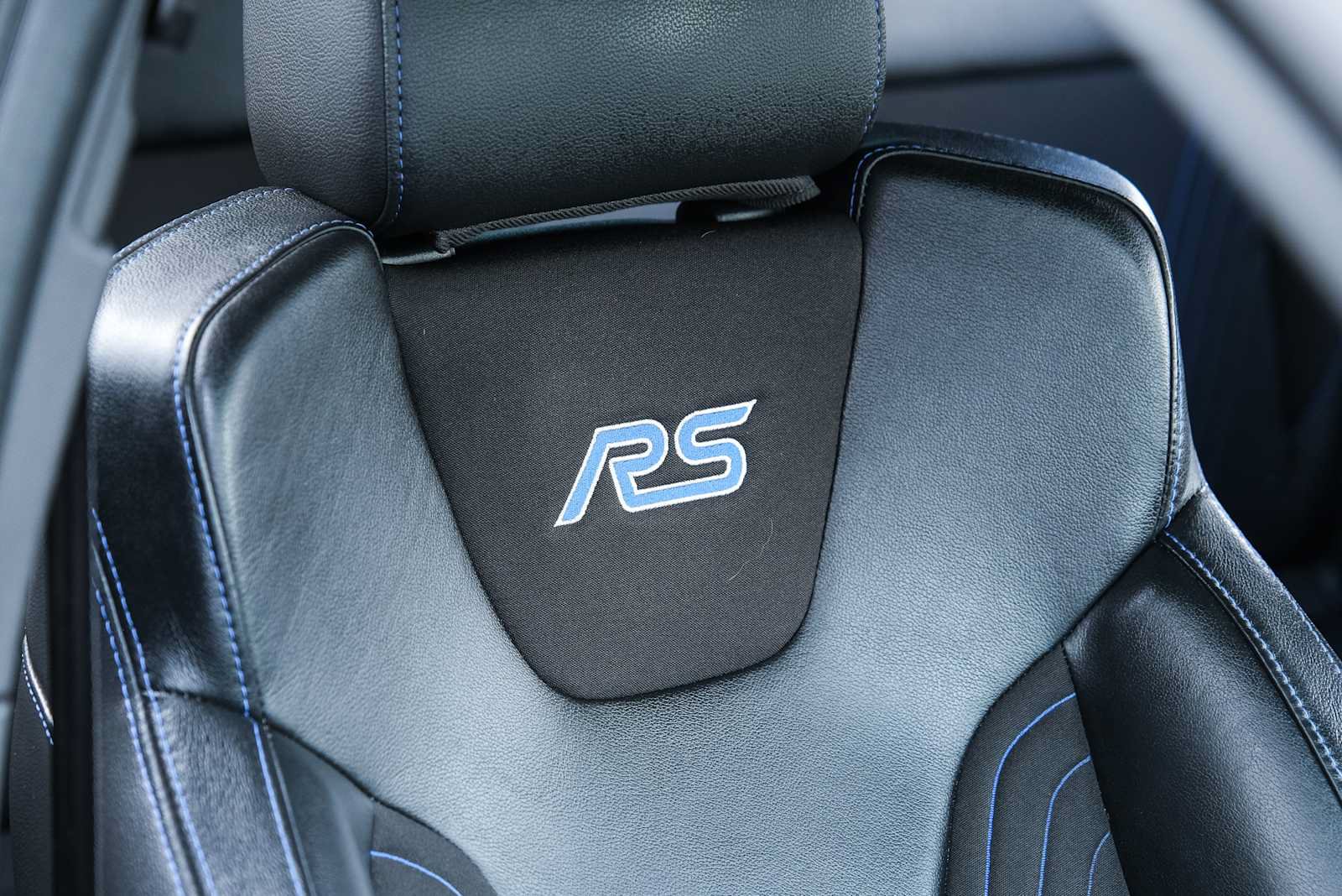 Used 2017 Ford Focus RS AWD/4WD image 34