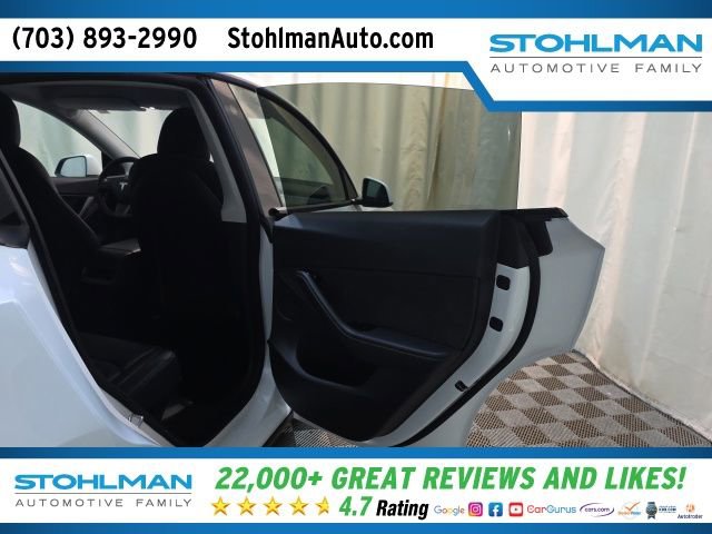 Used 2021 Tesla Model Y Long Range AWD/4WD image 29