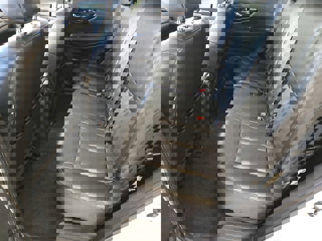 Used 2019 Nissan Rogue SL w/ Premium Package image 17