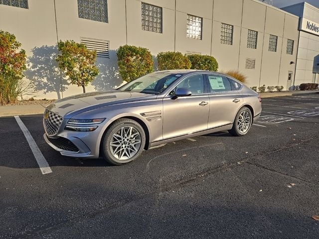 Used 2025 Genesis G80 2.5T image 40