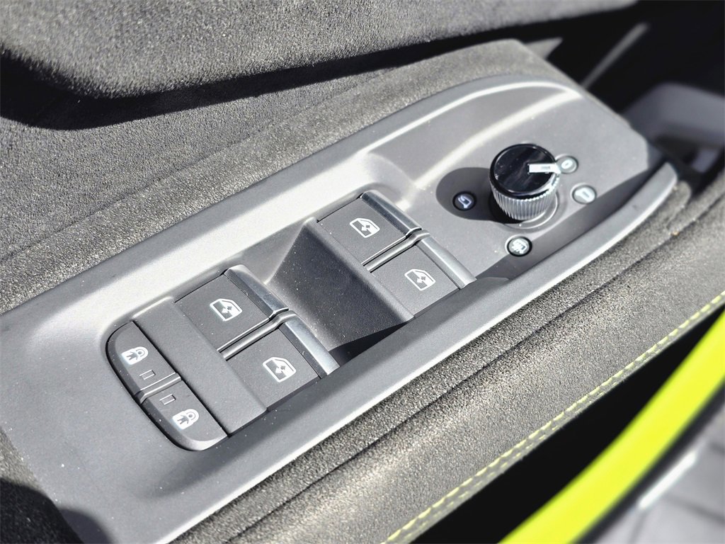 Used 2024 Lamborghini Urus Performante image 19