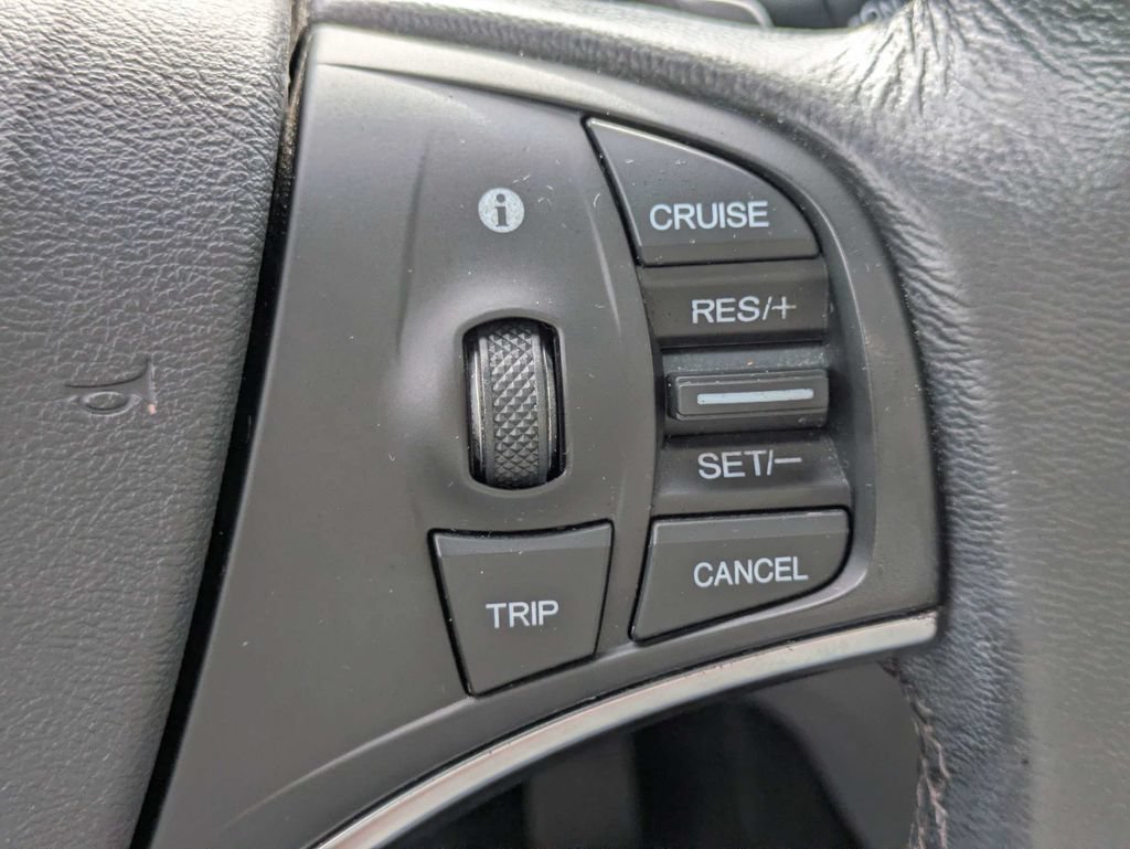 Used 2016 Acura MDX SH-AWD image 29