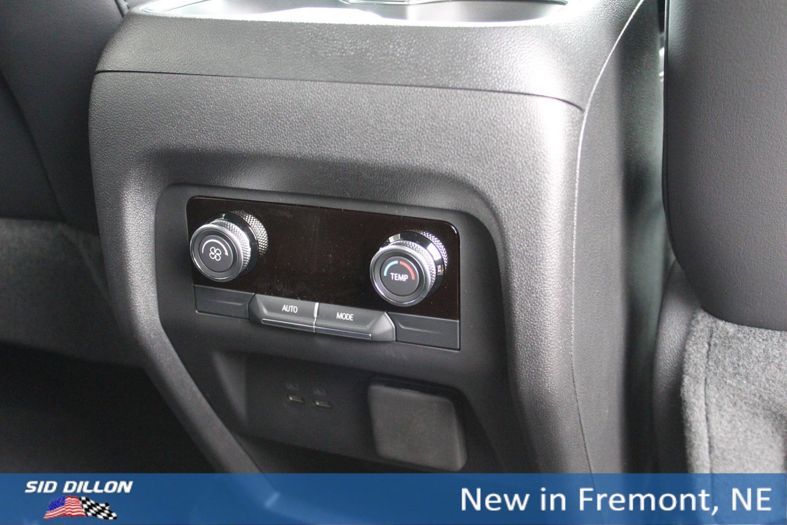 New 2026 Buick Enclave Sport Touring w/ Power Package image 12