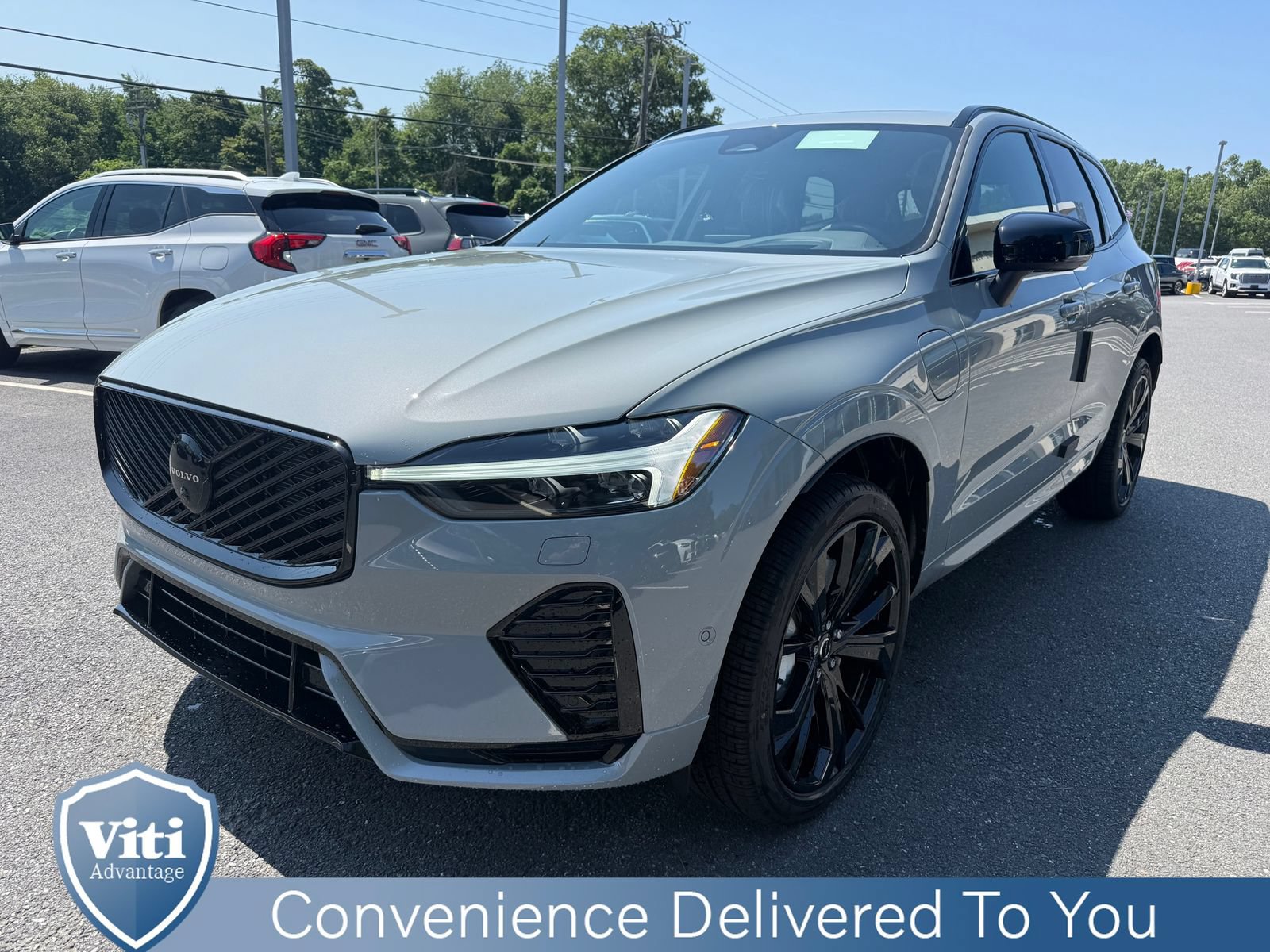 New 2026 Volvo XC60 T8 Ultra w/ Protection Package Premier AWD/4WD image 4