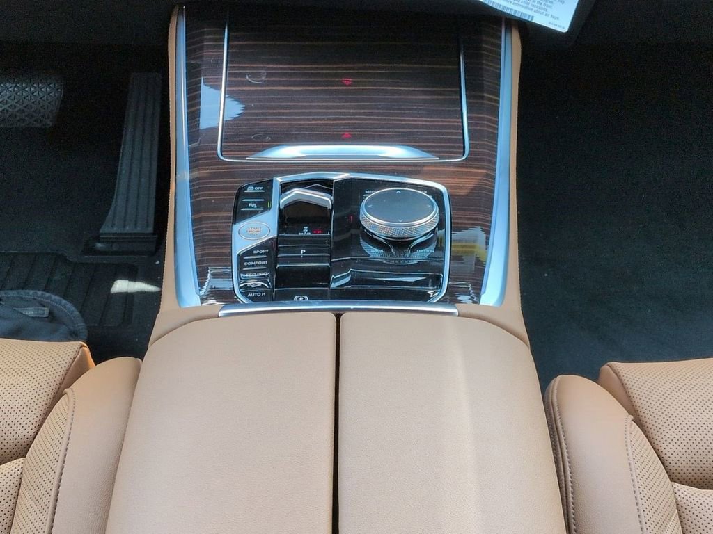 New 2026 BMW X5 xDrive40i w/ Premium Package AWD/4WD image 19