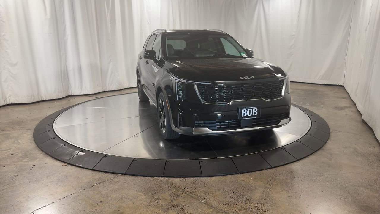 New 2025 Kia Sorento EX image 4