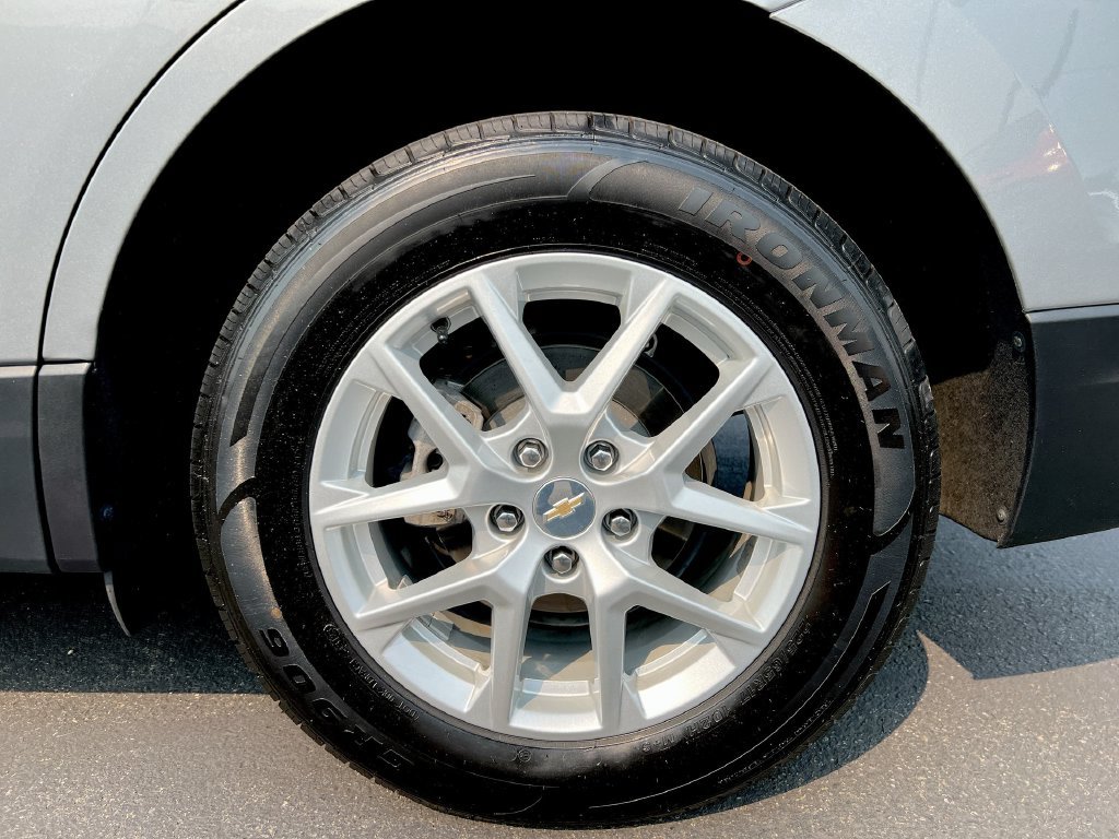 Used 2023 Chevrolet Equinox LT AWD/4WD image 27