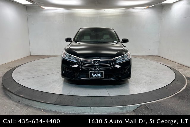 Used 2017 Honda Accord Hybrid Sedan image 8