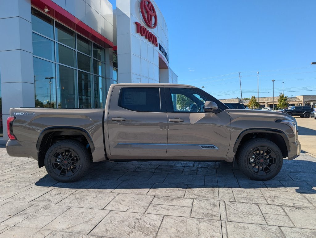 New 2026 Toyota Tundra Platinum w/ TRD Off-Road Package AWD/4WD image 8