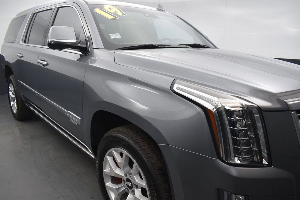Used 2019 Cadillac Escalade ESV Platinum AWD/4WD image 42