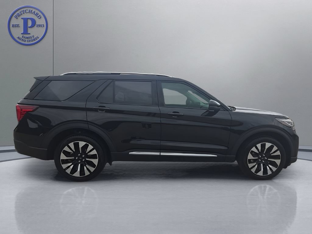 Used 2026 Ford Explorer Platinum w/ LUX Leather Package AWD/4WD image 8