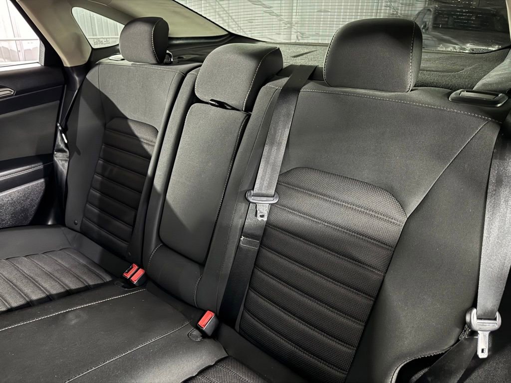 Used 2018 Ford Fusion SE w/ Fusion SE Technology Package FWD image 38