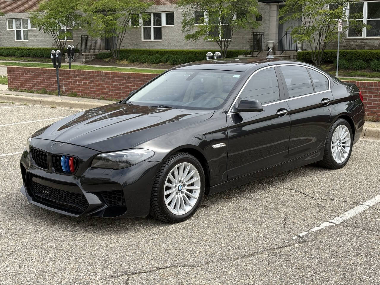 Used 2011 BMW 535i Sedan RWD image 1