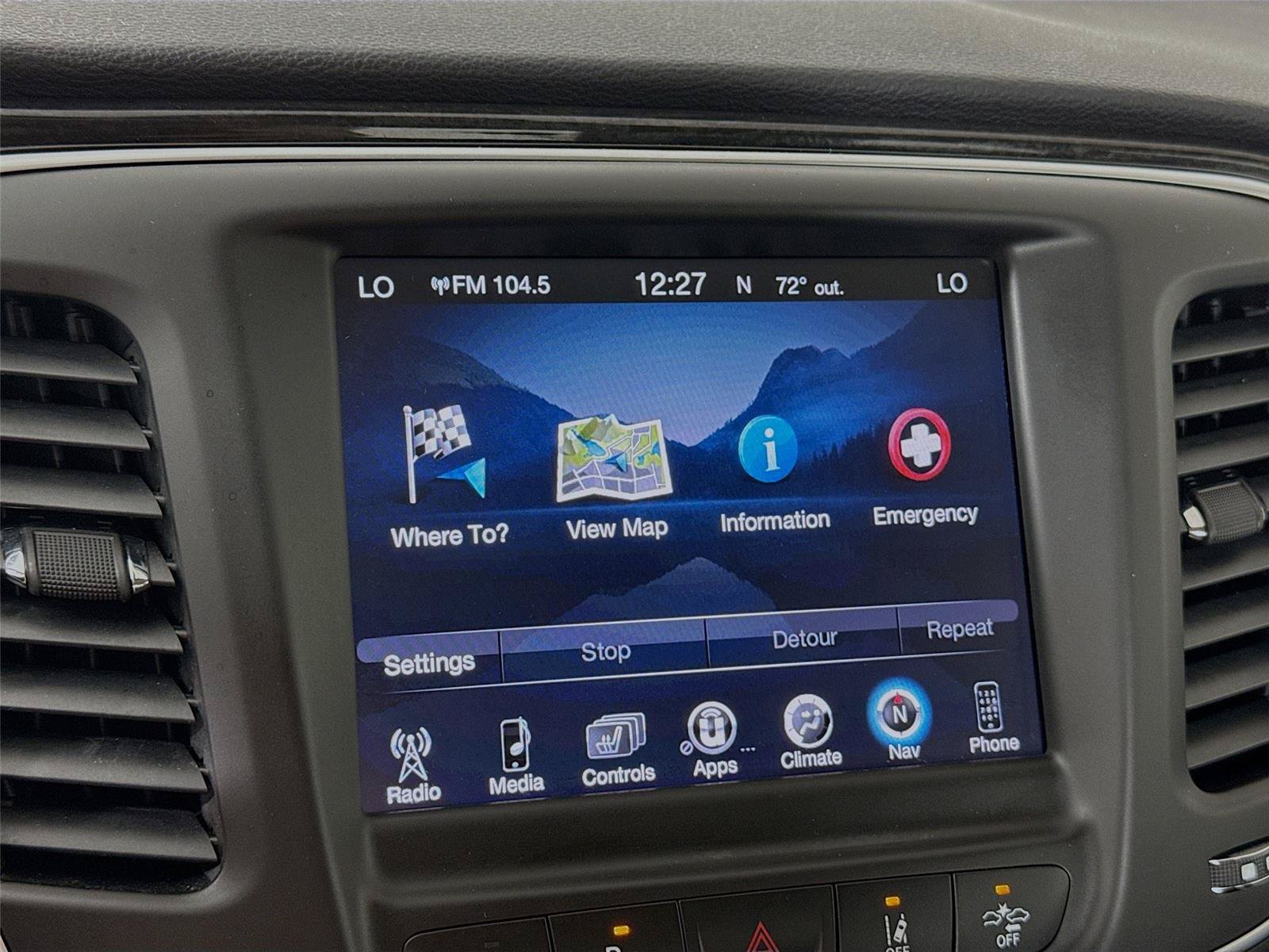 Used 2015 Chrysler 200 C w/ Navigation & Sound Group I FWD image 20