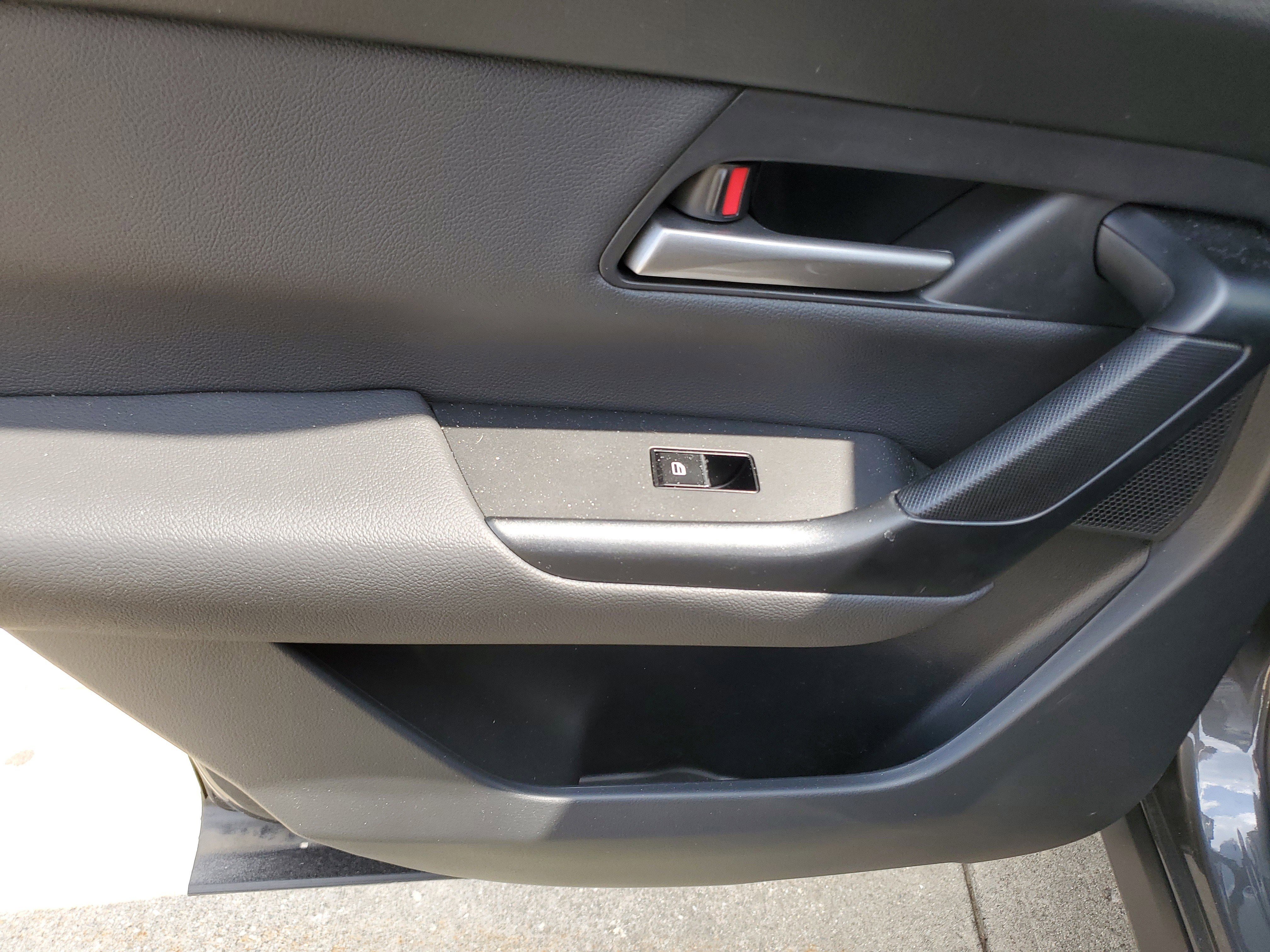 Used 2025 MAZDA CX-50 AWD 2.5 S w/ Cargo Package image 15