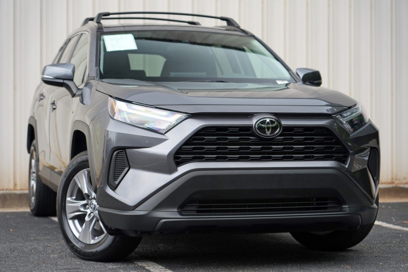 Used 2024 Toyota RAV4 XLE FWD image 2