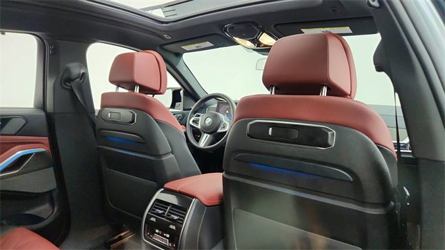 Used 2025 BMW X6 M60i image 27