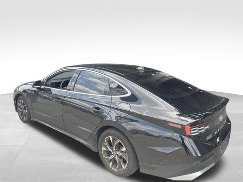Used 2024 Hyundai Sonata SEL FWD image 8