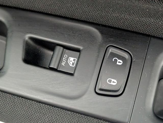 Used 2021 Jeep Renegade Latitude w/ Convenience Group image 33