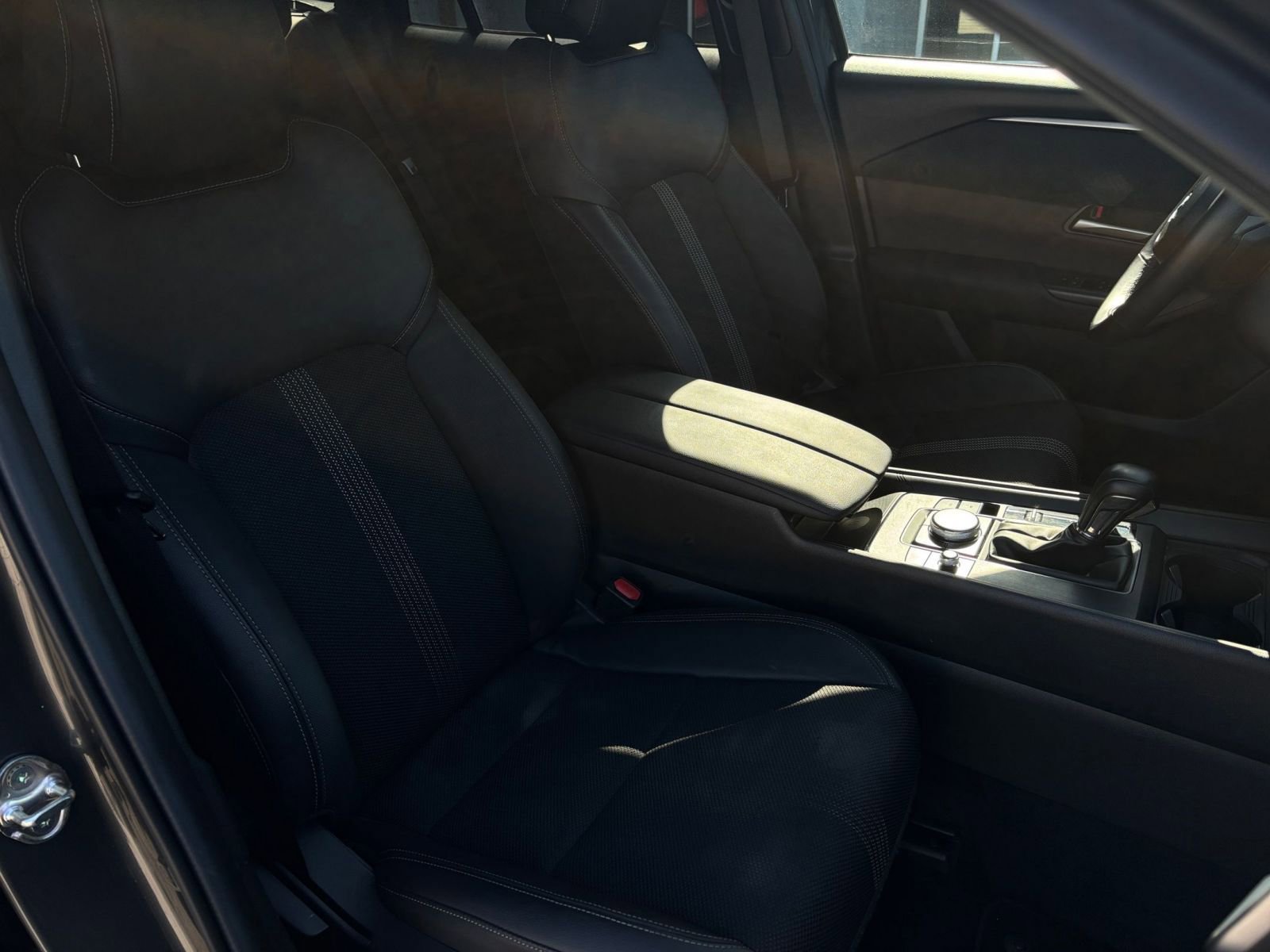 Used 2025 MAZDA CX-50 AWD 2.5 S w/ Preferred Package image 36