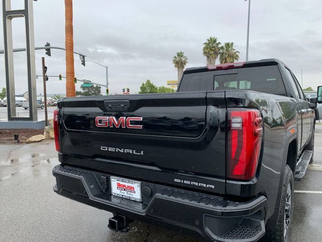 New 2026 GMC Sierra 2500 Denali w/ Technology Package AWD/4WD image 8