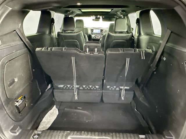 Used 2024 Chrysler Pacifica Premium image 33