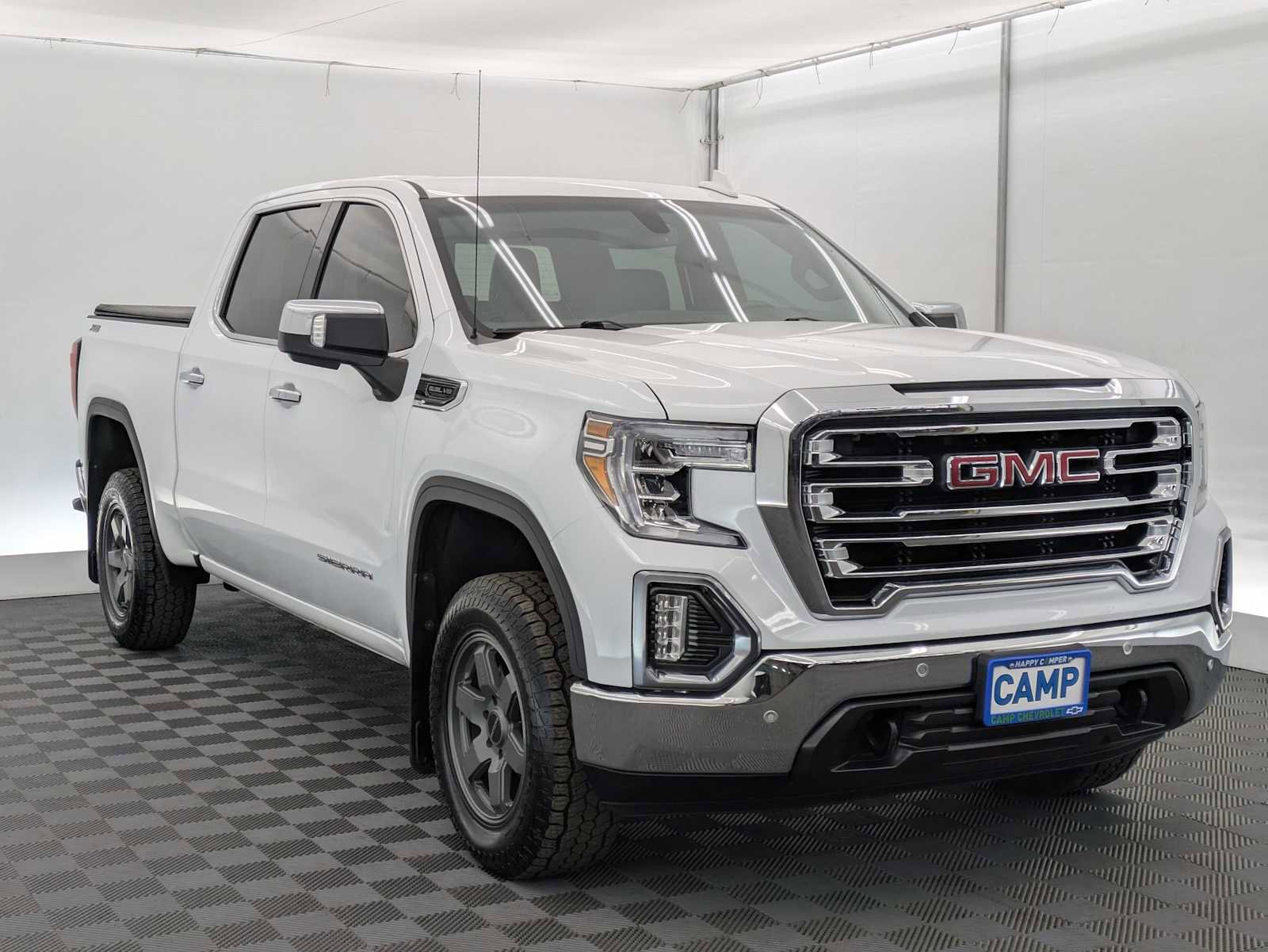 Used 2019 GMC Sierra 1500 SLT w/ SLT Convenience Package AWD/4WD image 8