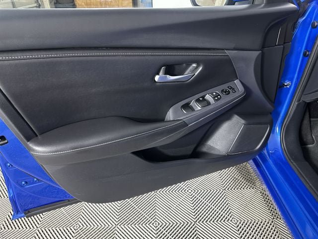 Used 2025 Nissan Sentra SV FWD image 23