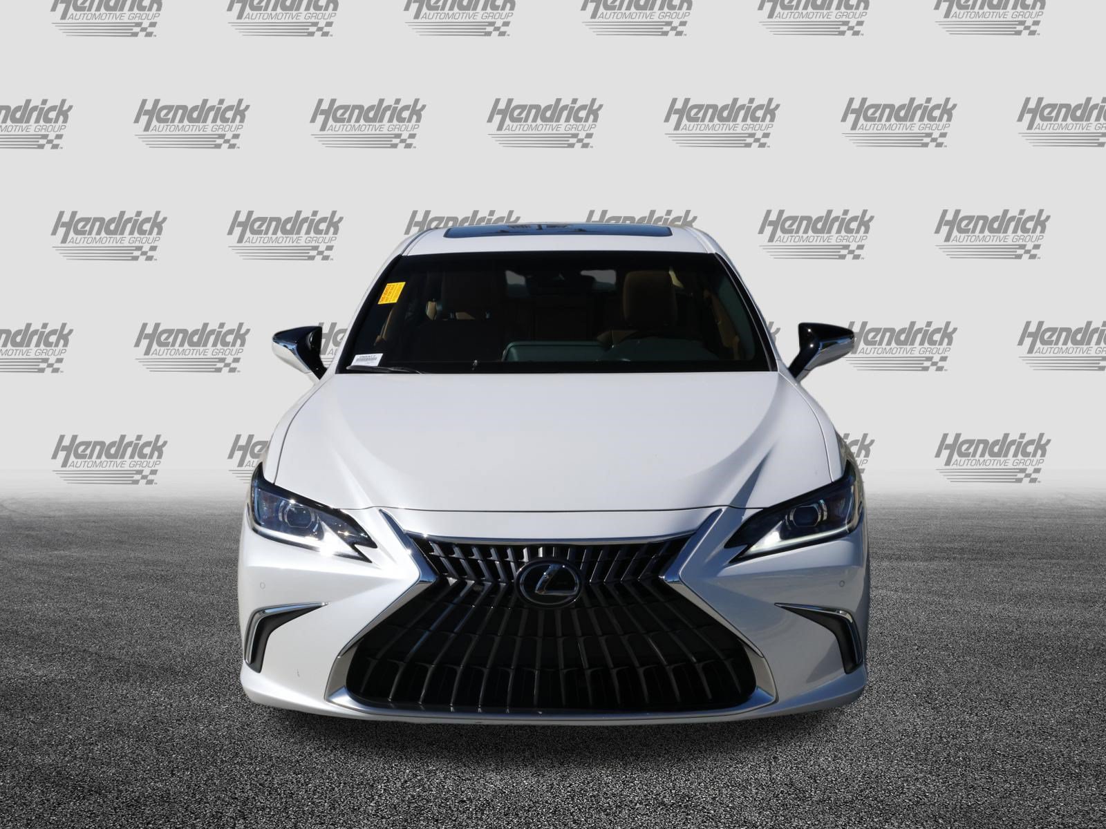 Used 2025 Lexus ES 350 w/ Premium Package FWD image 3
