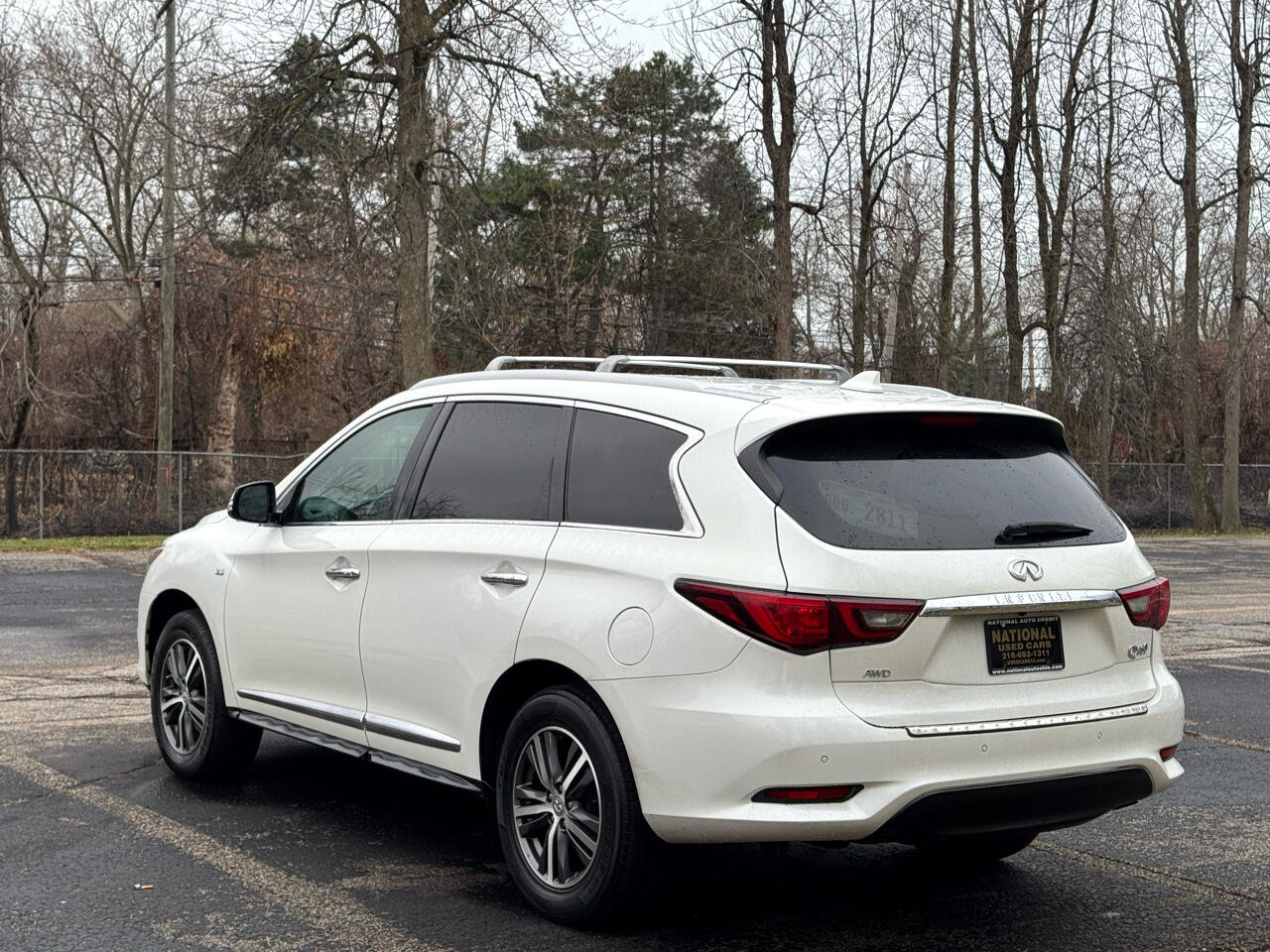 Used 2019 INFINITI QX60 Luxe w/ Essential Package image 4