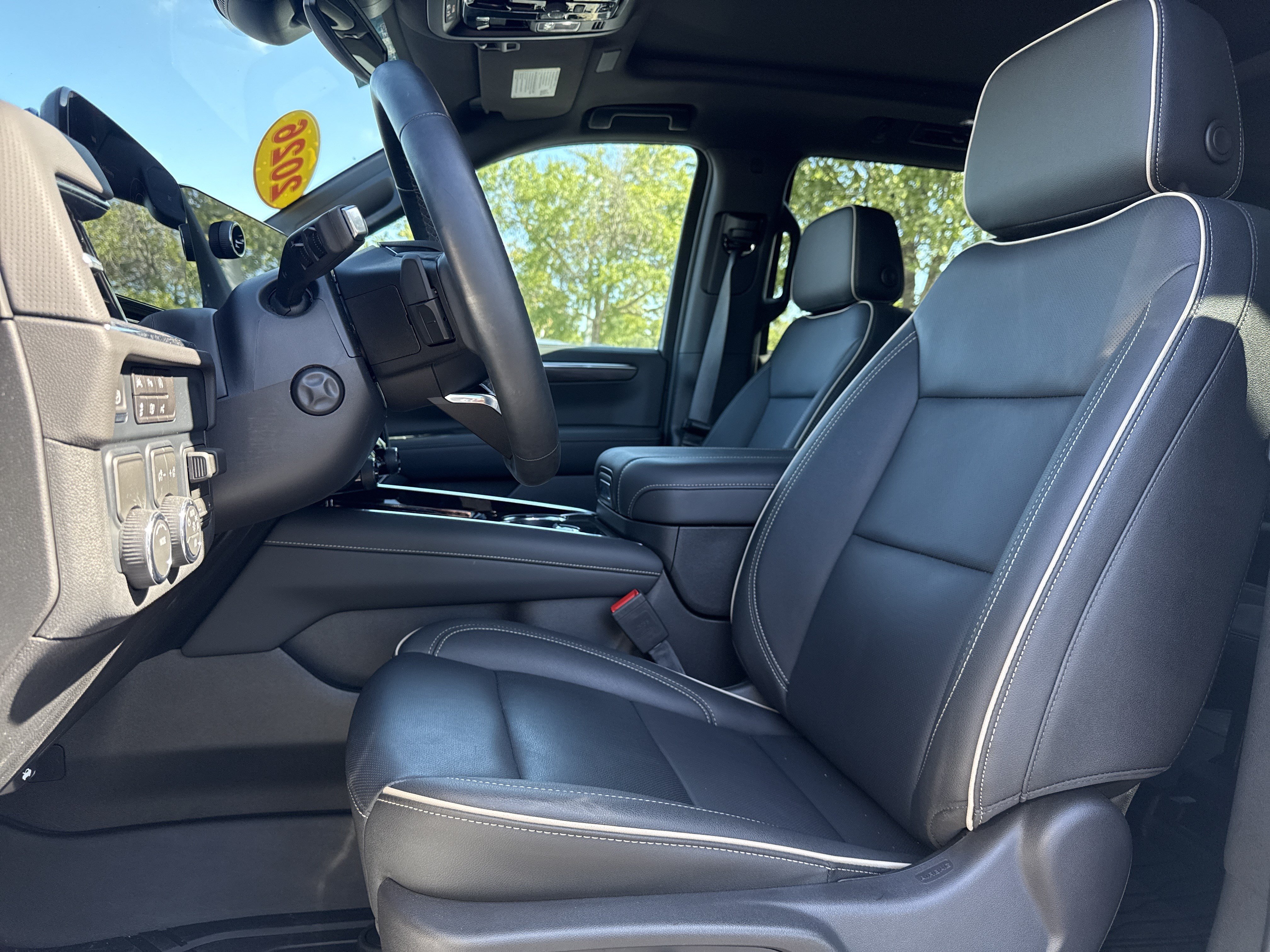 Used 2026 Chevrolet Tahoe Premier w/ Sun And Tow Package RWD image 16