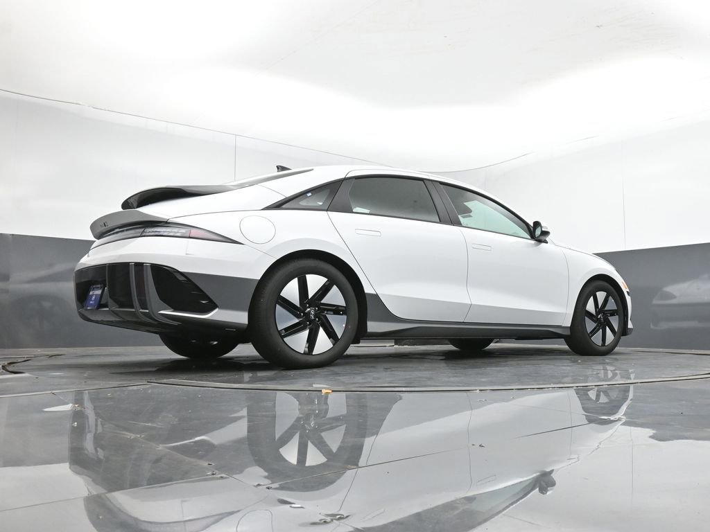 New 2025 Hyundai Ioniq 6 SE image 40