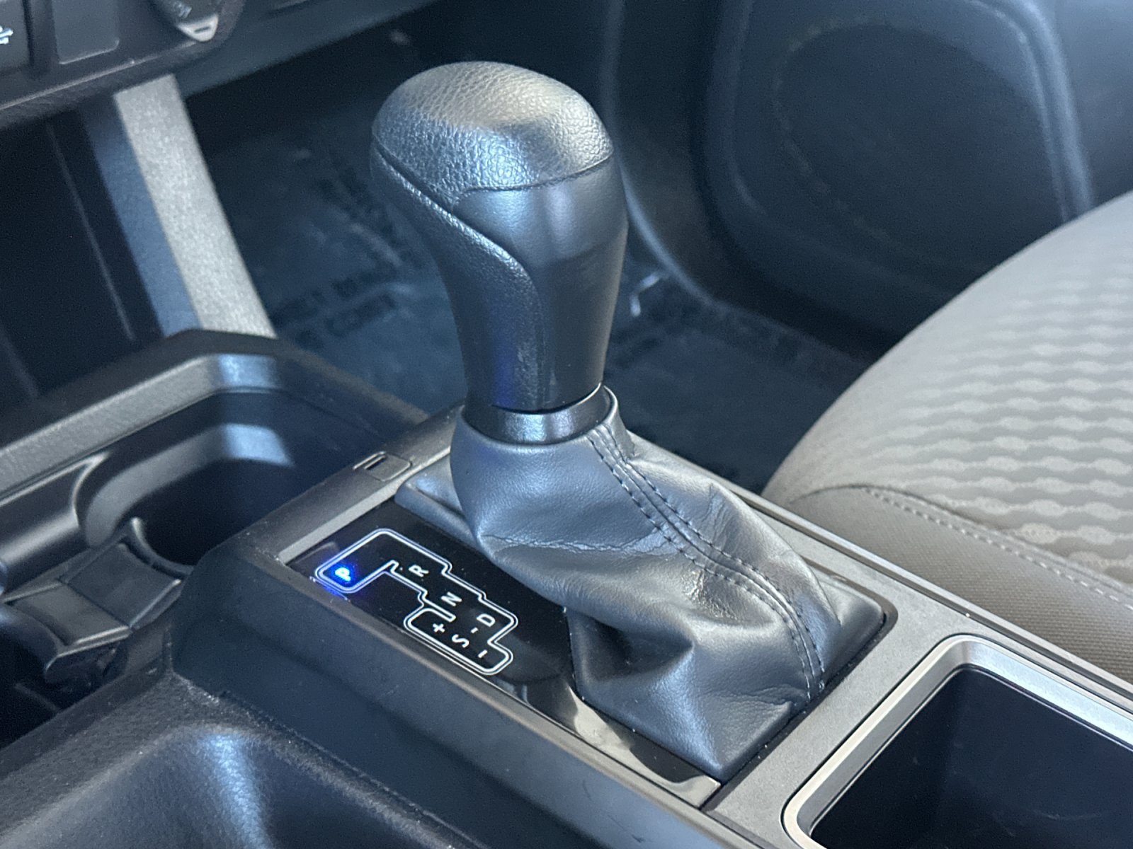 Used 2023 Toyota Tacoma SR w/ SR Convenience Package RWD image 23