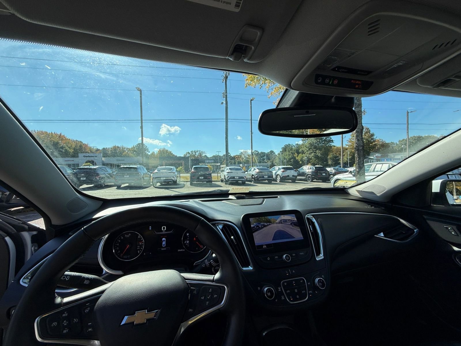 Used 2024 Chevrolet Malibu LT image 33