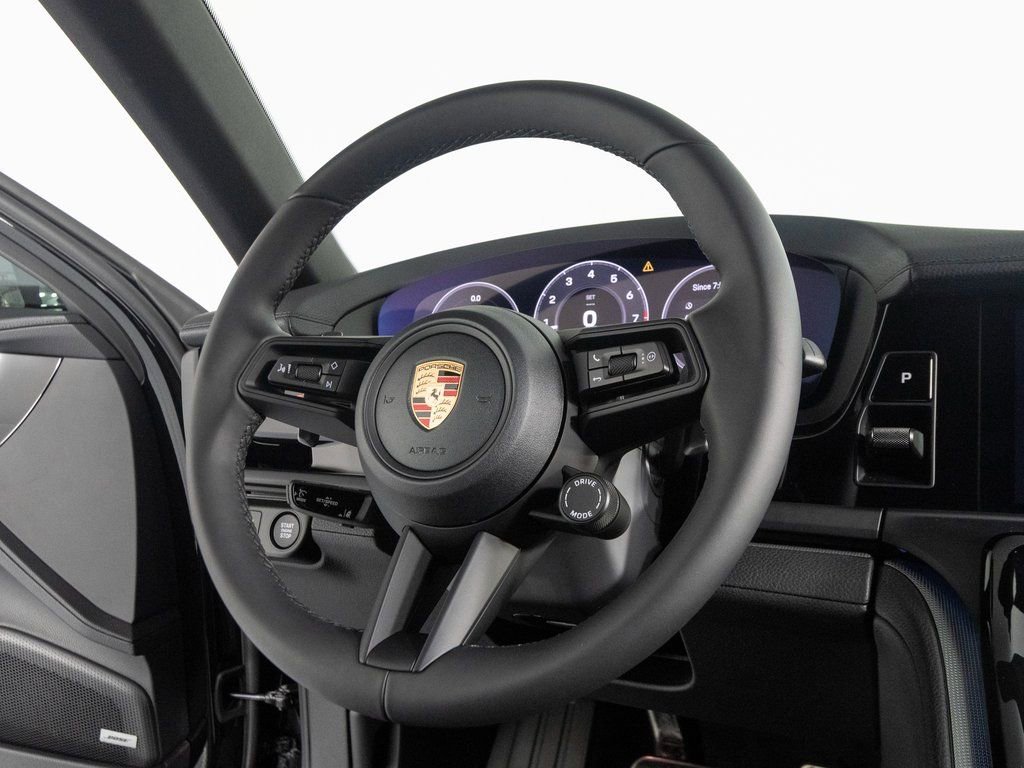 New 2026 Porsche Panamera 4 AWD/4WD image 32