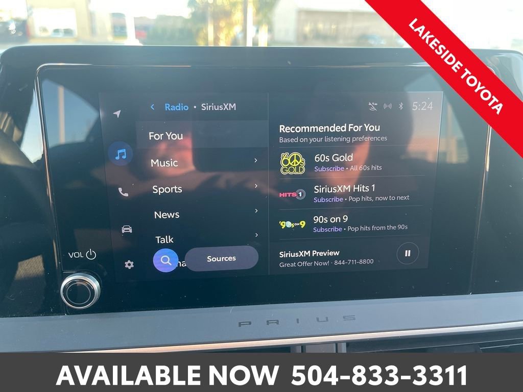 Certified 2023 Toyota Prius LE image 29