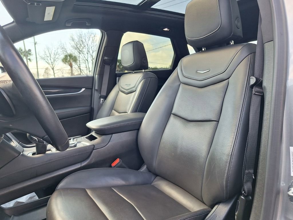 Certified 2024 Cadillac XT5 Premium Luxury image 23